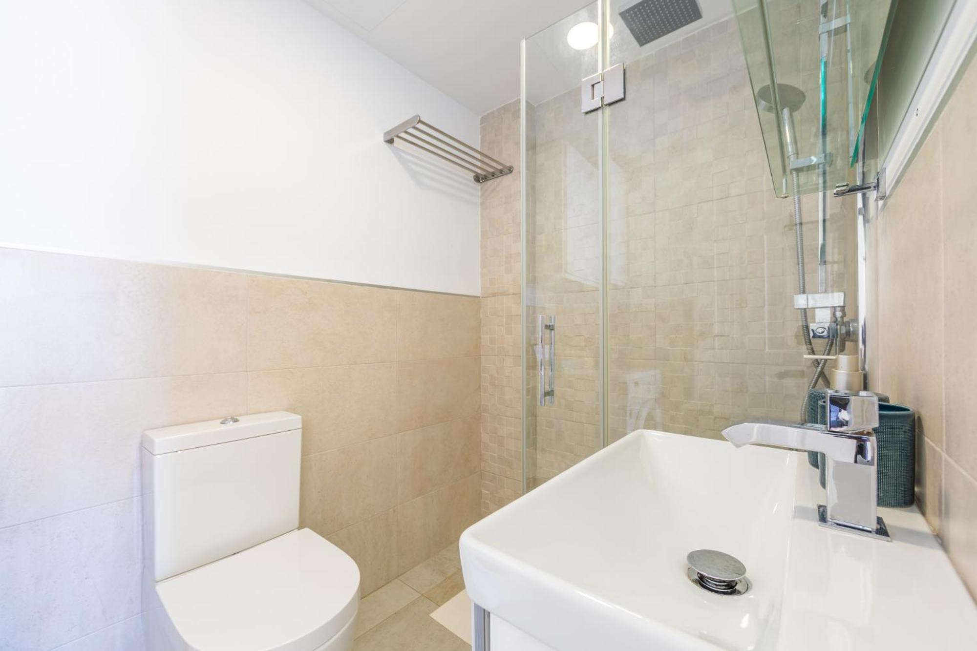 Central But Quiet, Pool And Wifi - Fibre Ταρίφα Εξωτερικό φωτογραφία